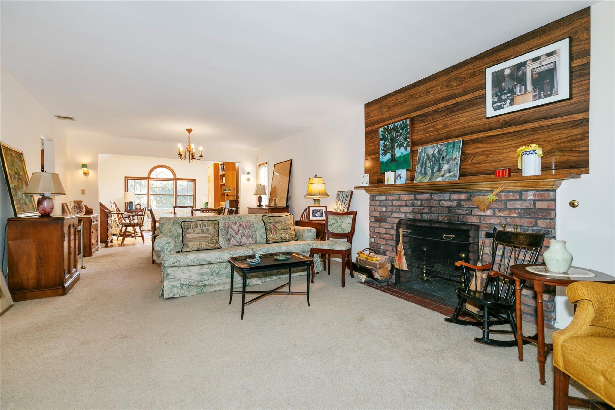 31 Rellim Drive, Glen Cove, New York image 6