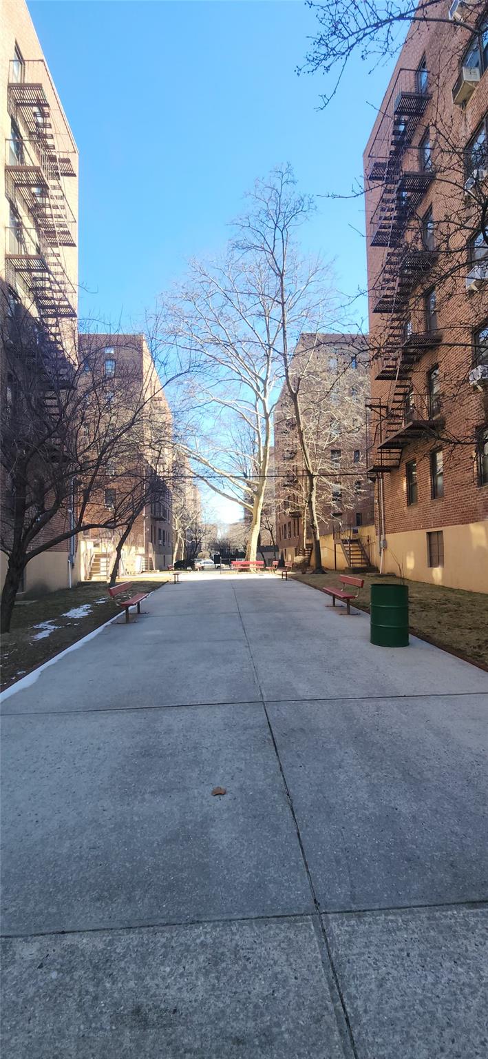33-07 91st Street #3B, Jackson Heights, New York image 3