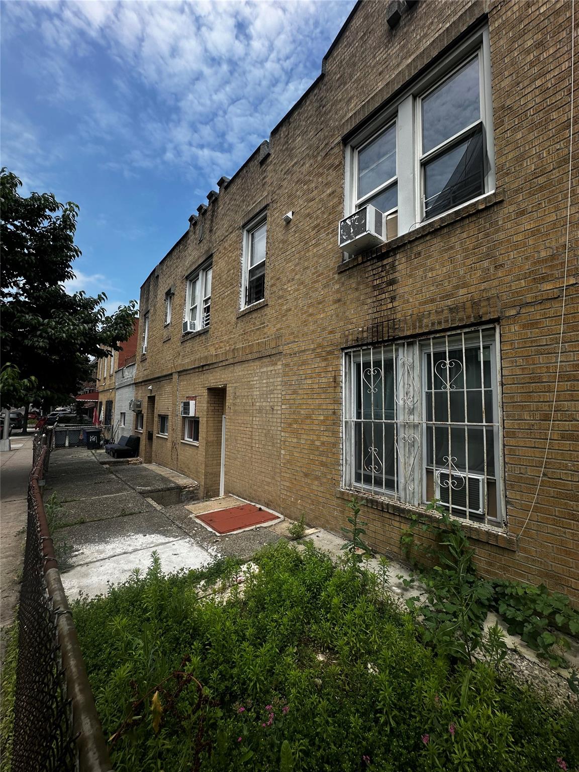 1661 East 172nd Street