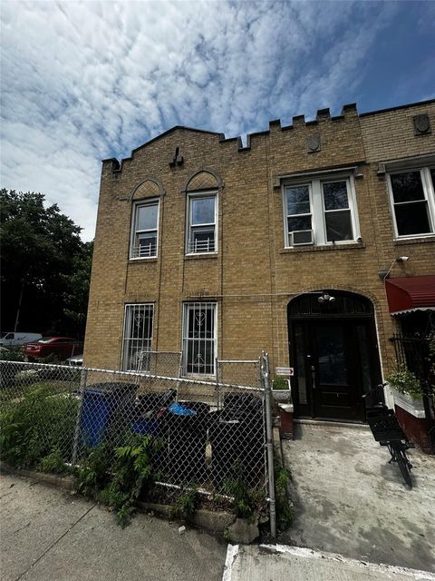 1661 East 172nd Street Bronx NY 10472