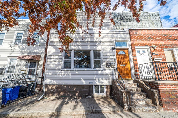 5807 MASPETH AVE, MASPETH, NY 11378 - Image d0876bf5535e0aa171fef745bee0f71f/2622105063