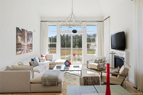 Condo For Sale - 214 Belmont Circle<br/> Yaphank, NY 11980