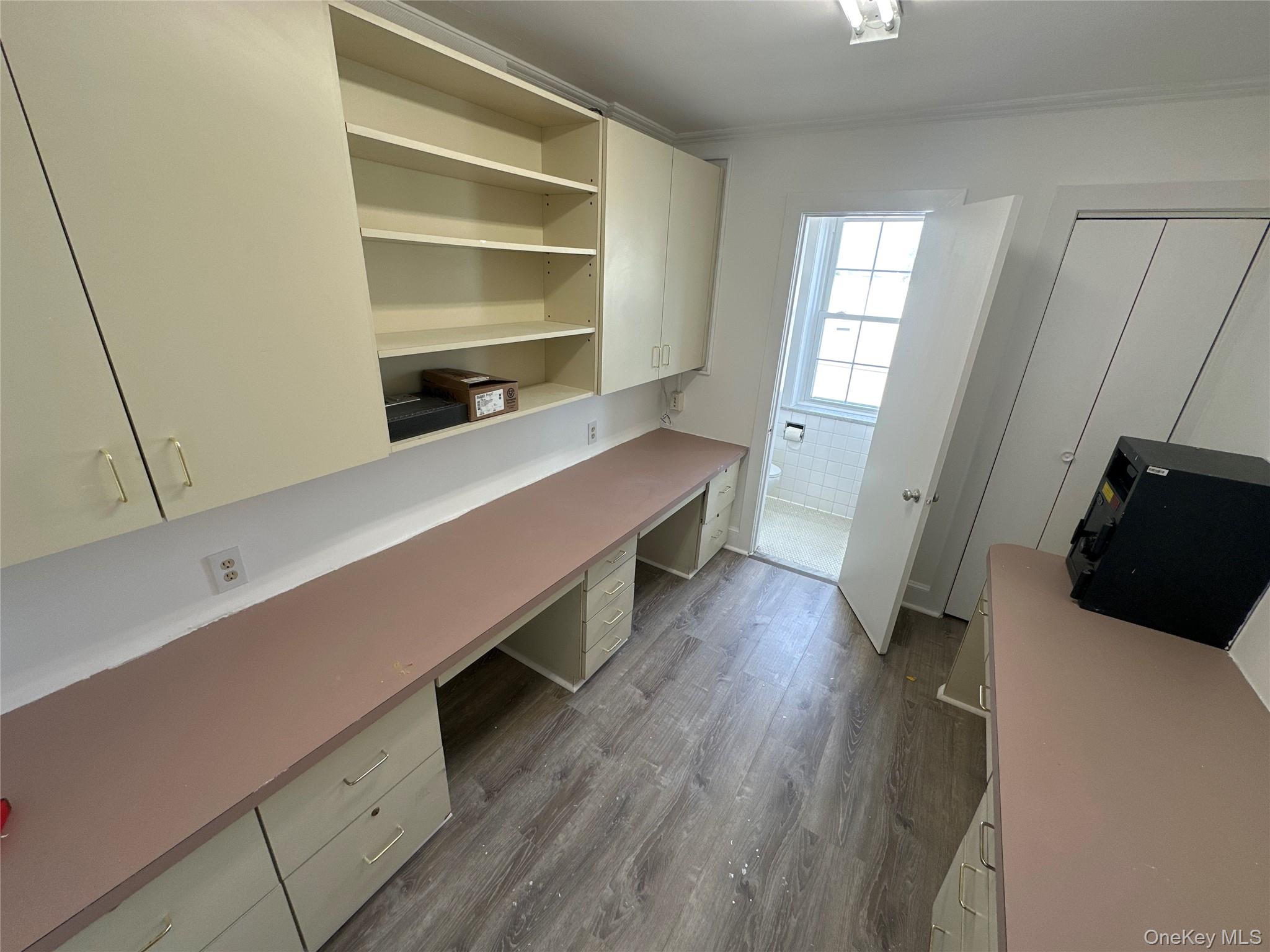 155 W Merrick Road