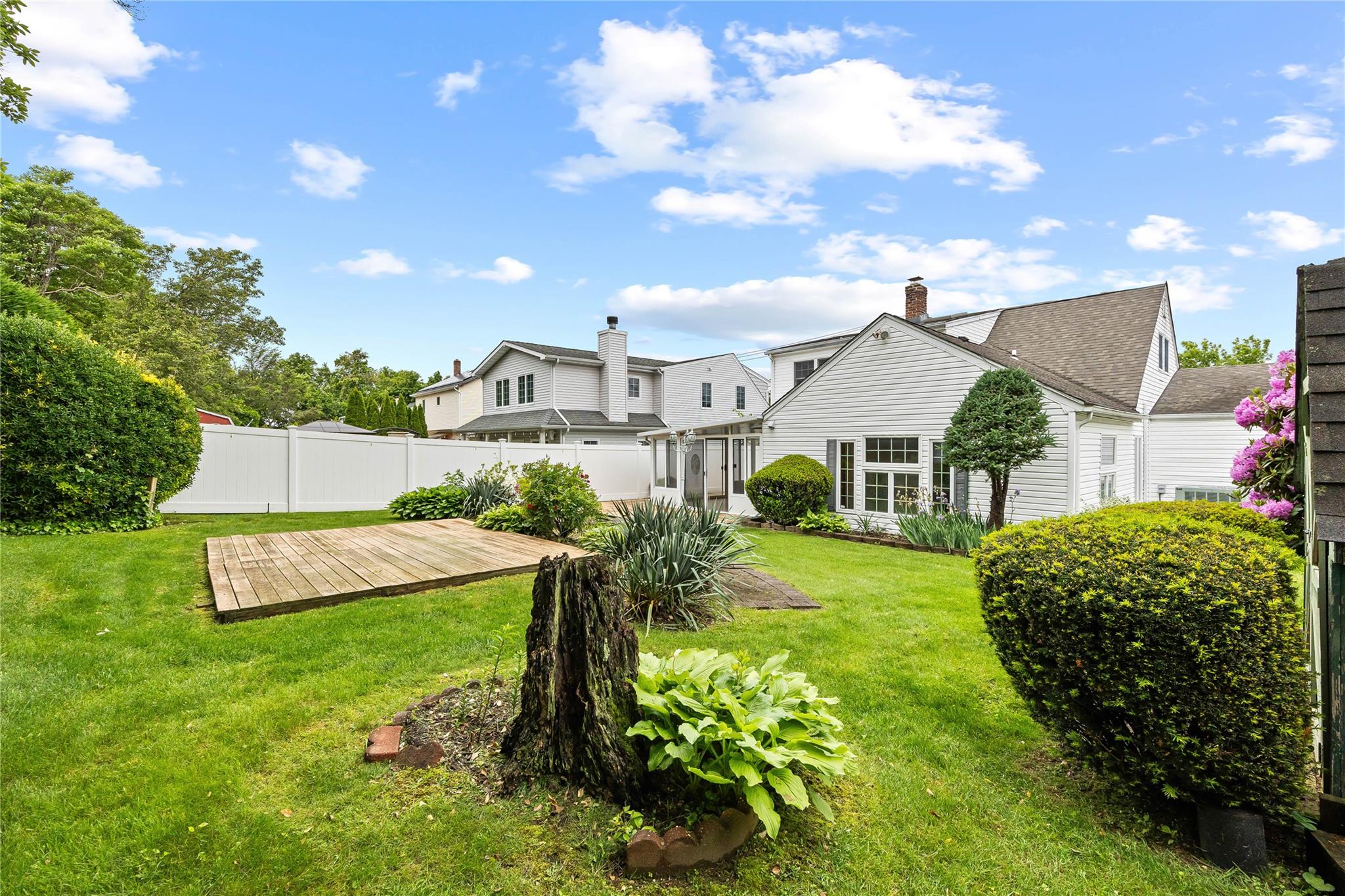 21 Arizona Avenue, Syosset, New York image 5