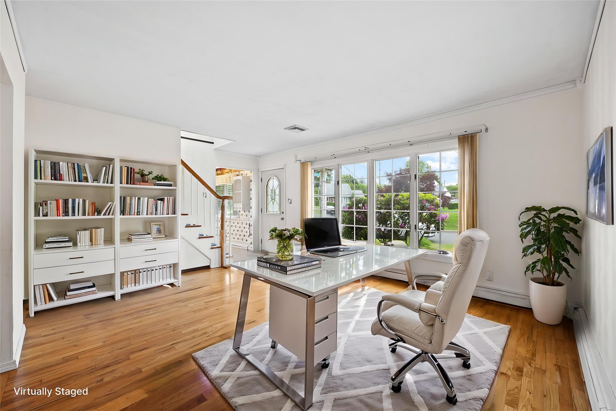 21 Arizona Avenue, Syosset, New York image 15