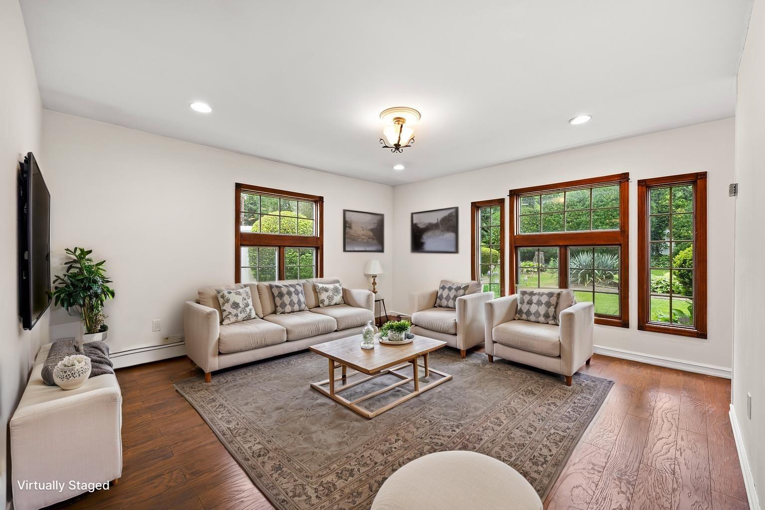 21 Arizona Avenue, Syosset, New York image 21