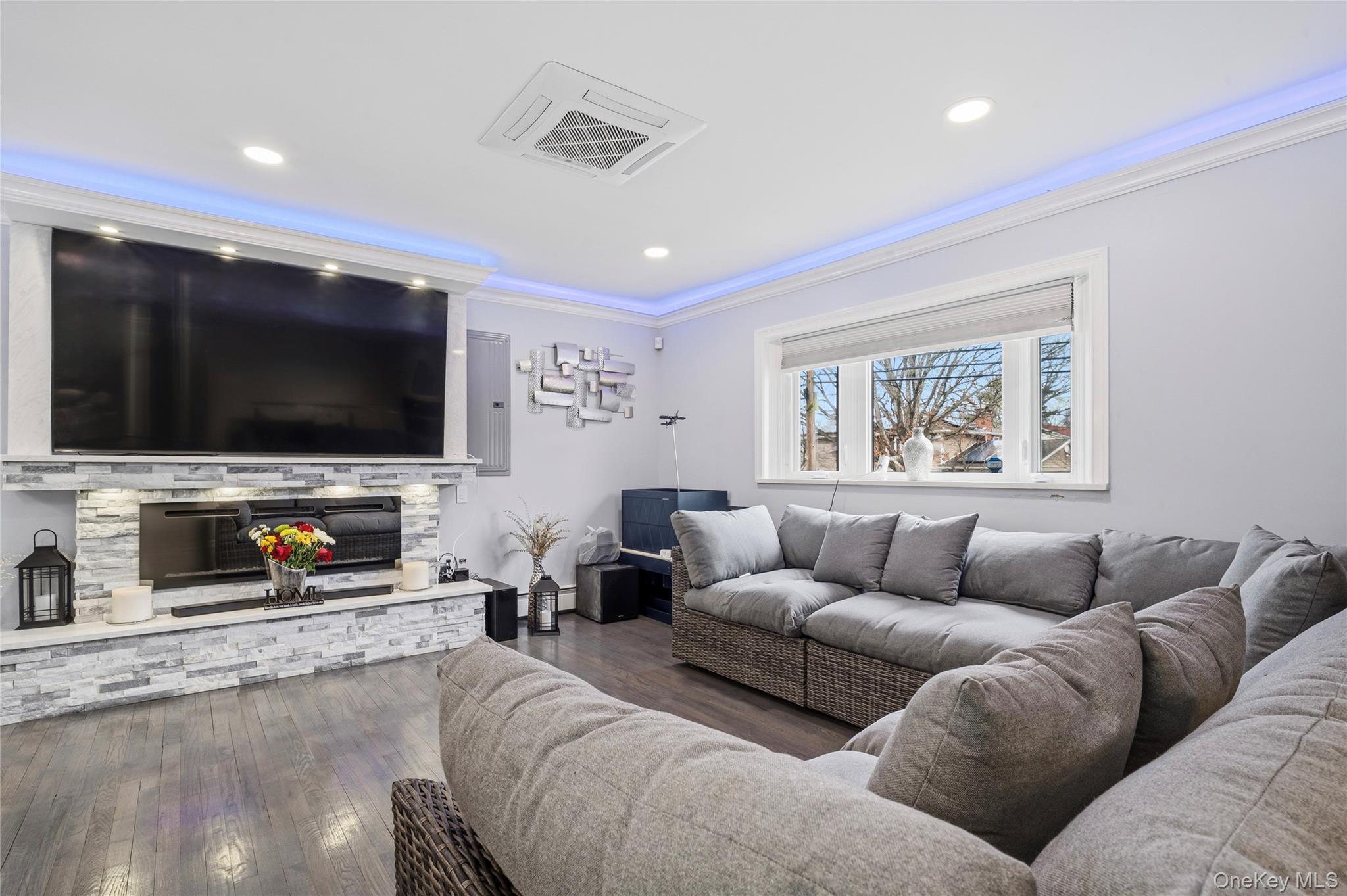 568 Centerwood Street