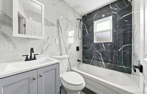 Apartment For Rent - 13714 Bedell Street<br/> Queens County, Springfield Gardens, NY 11413