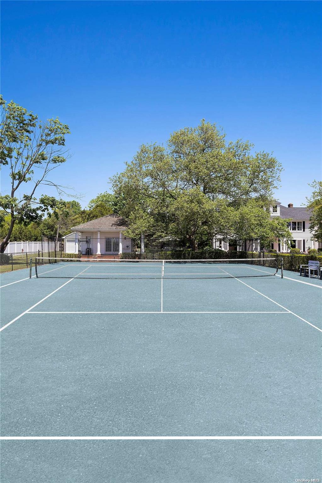 8 Titus Lane, Bellport Village, New York image 33