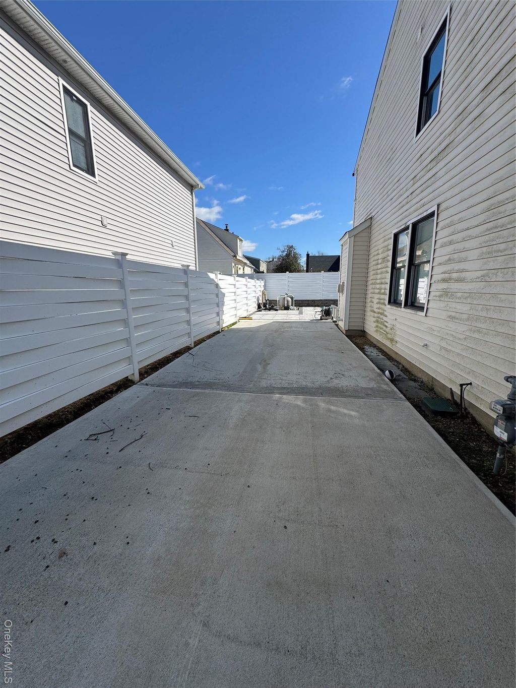 Photo of 1903 Bergen Street, Bellmore, NY 11710 (MLS # 981647)