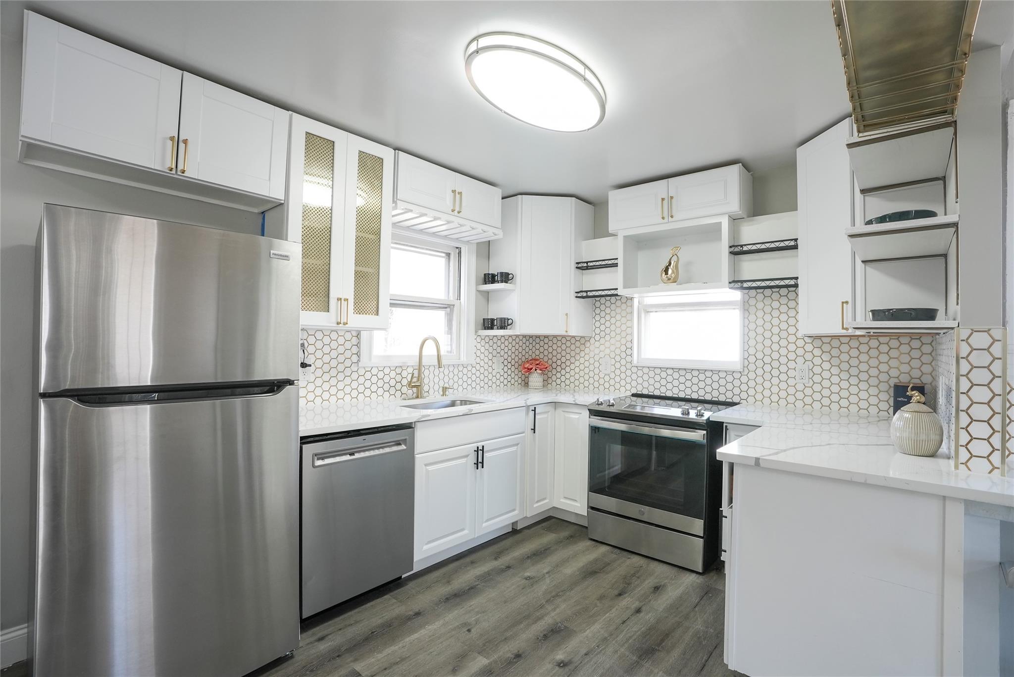 68 N Road, White Plains, New York image 7