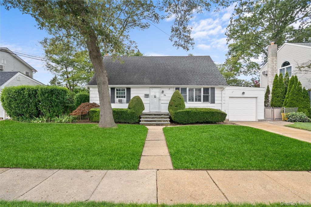 Photo of 94 Charles Avenue, Massapequa Park, NY 11762 (MLS # 921776)