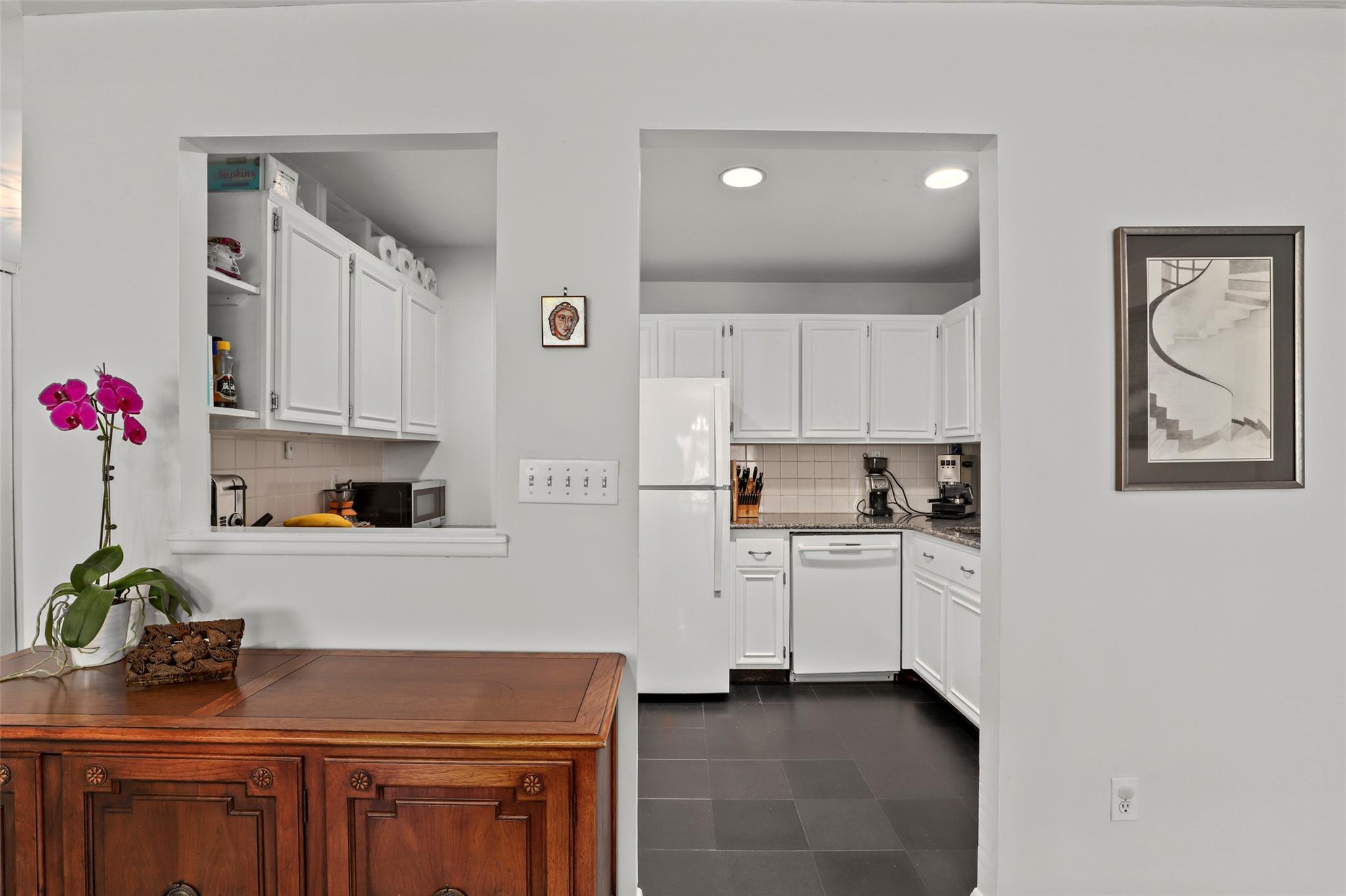 25 Lake Street #7K  7L, White Plains, New York image 12