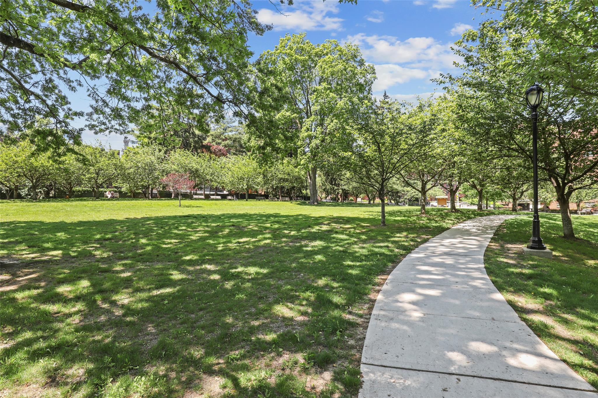 25 Lake Street #7K  7L, White Plains, New York image 3