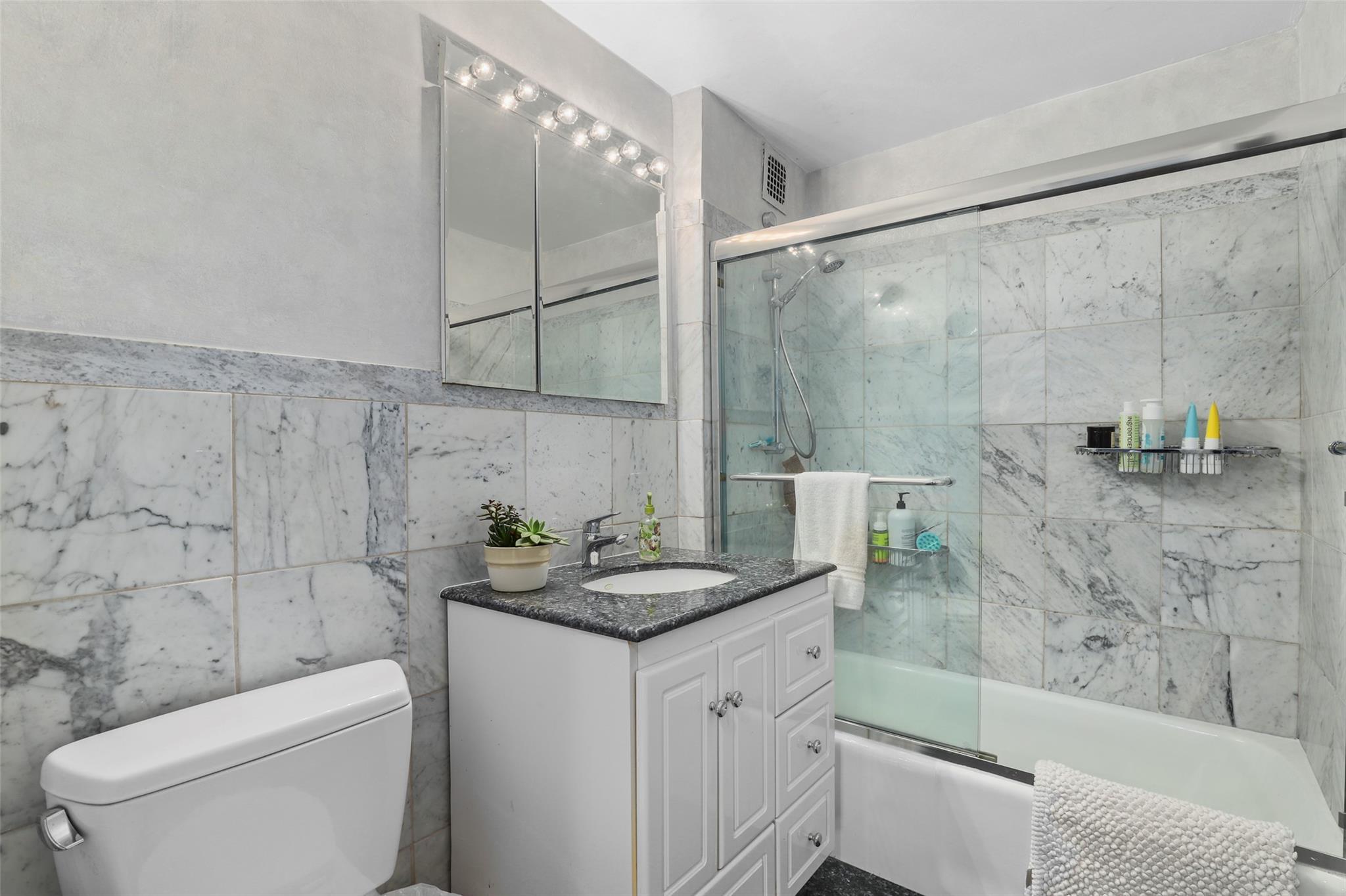 25 Lake Street #7K  7L, White Plains, New York image 17