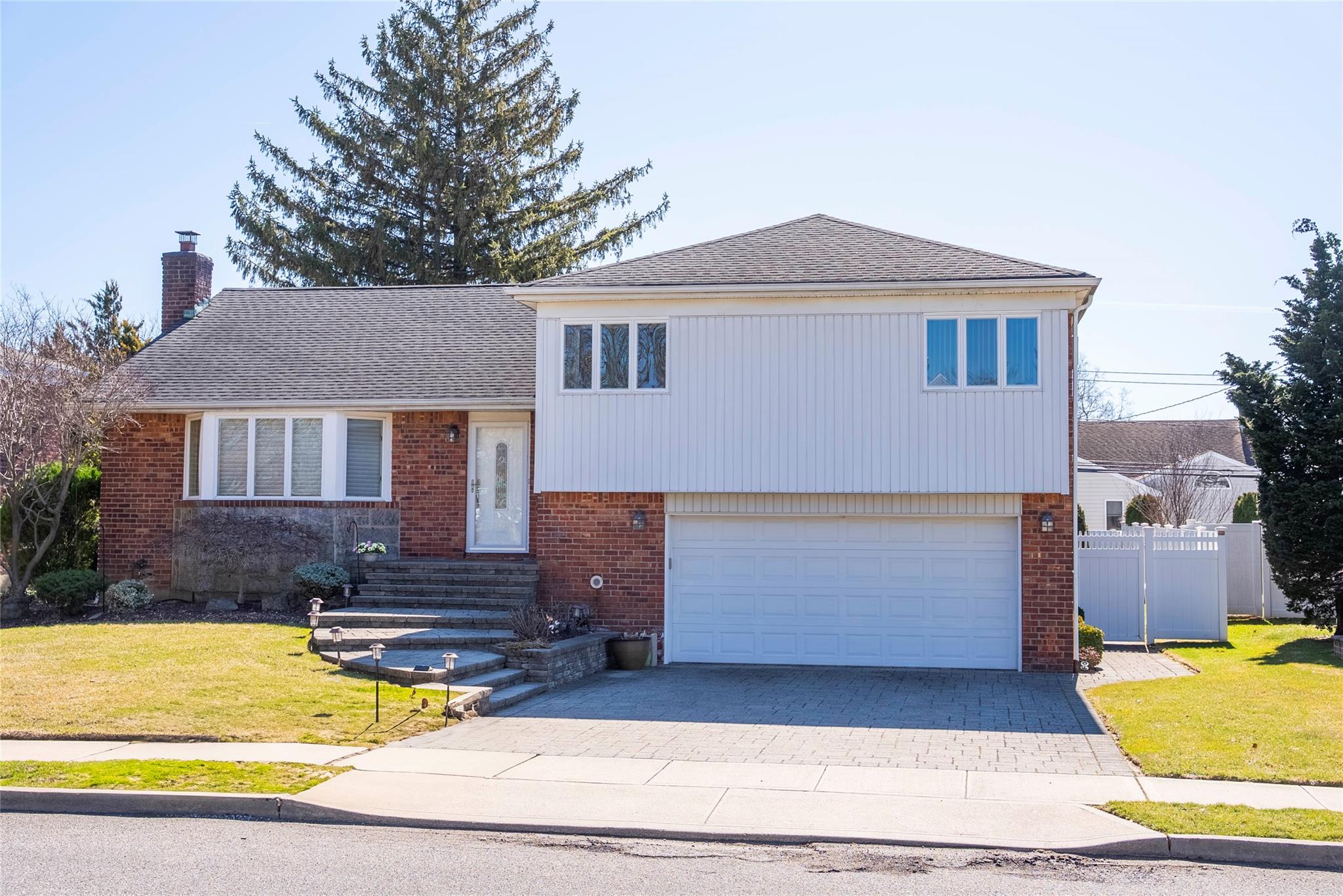 1544 Andrews Lane, East Meadow, New York image 1