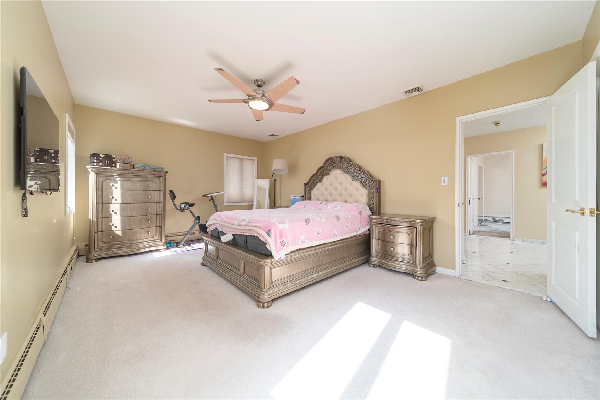 1544 Andrews Lane, East Meadow, New York image 9