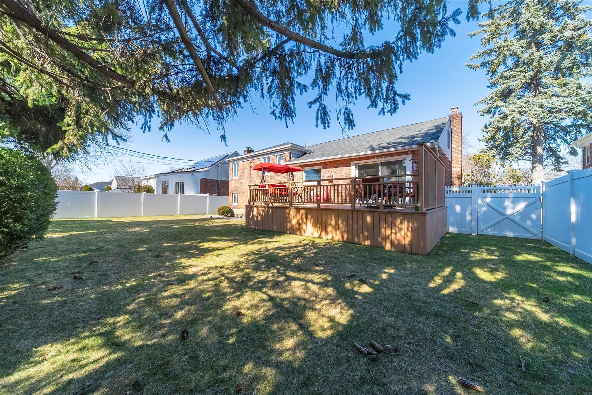 1544 Andrews Lane, East Meadow, New York image 19