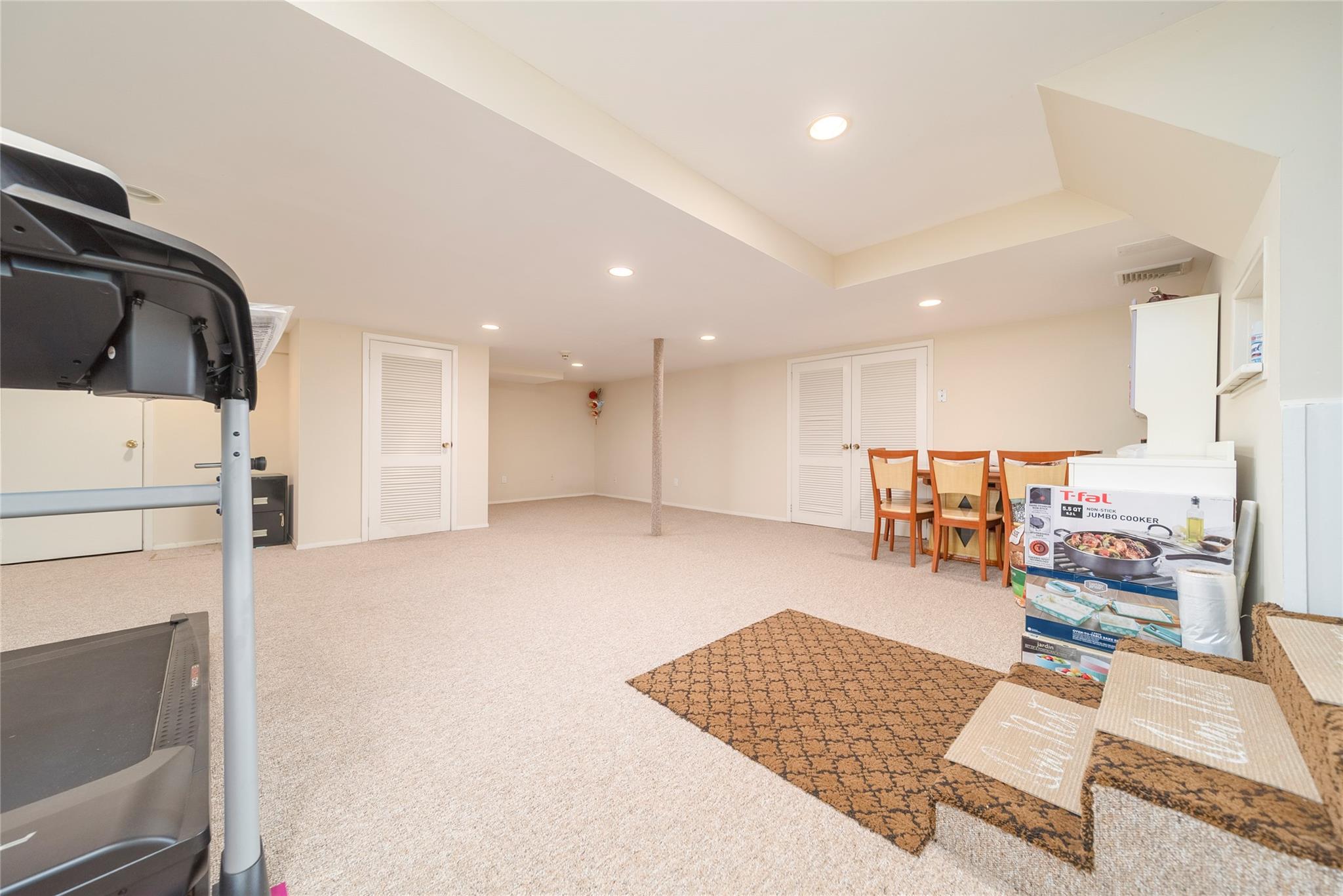 1544 Andrews Lane, East Meadow, New York image 14