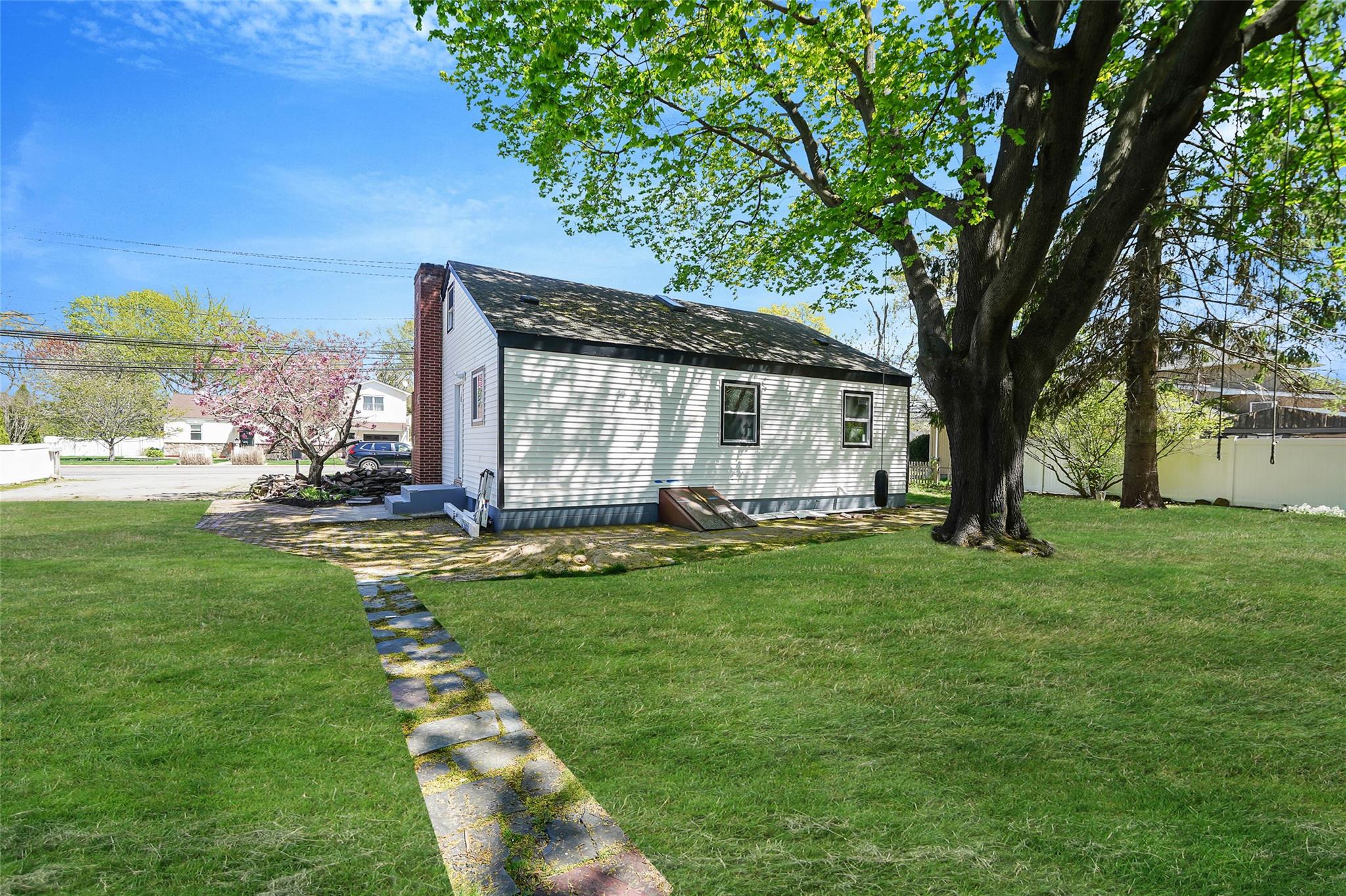 510 Washington Avenue, Patchogue, New York image 17