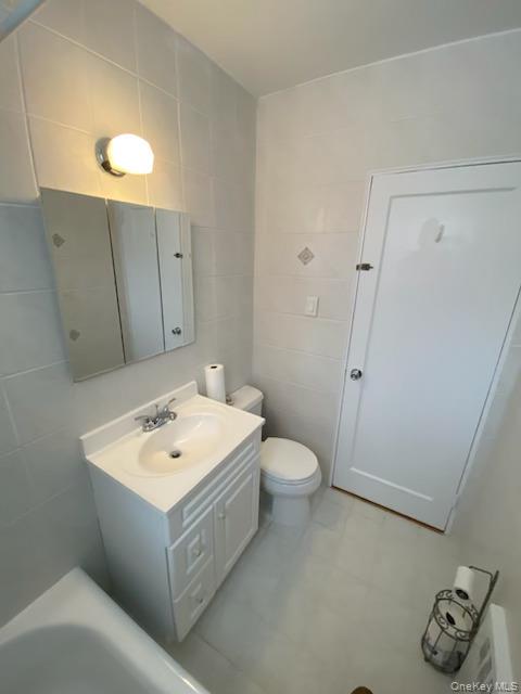 3 Winchester Avenue 1A