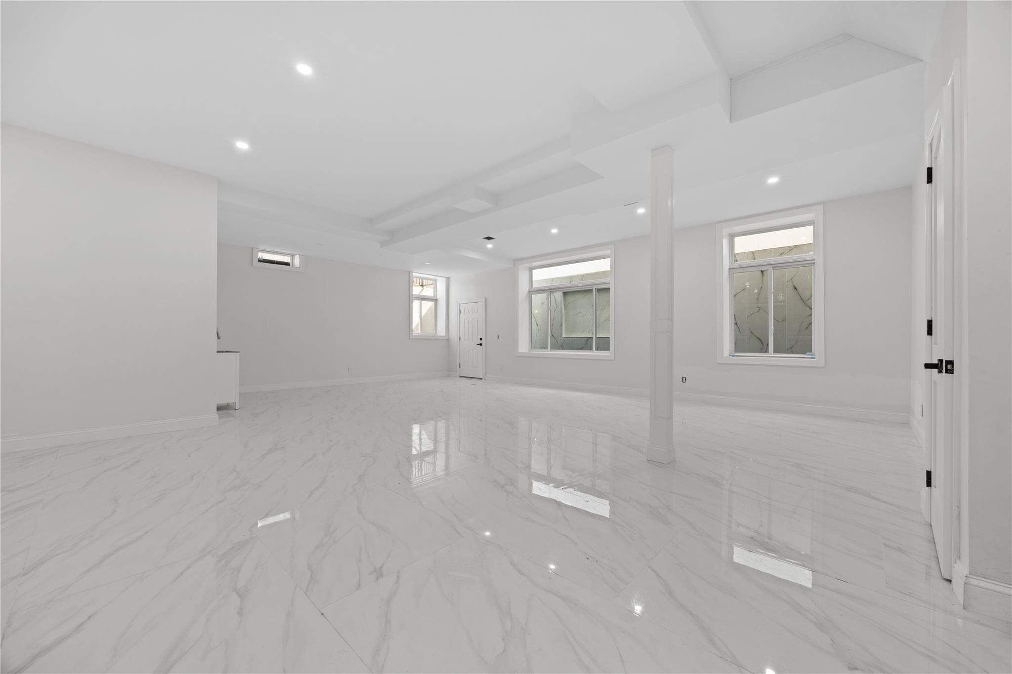 48 N Moore Street, New Hyde Park, New York image 5