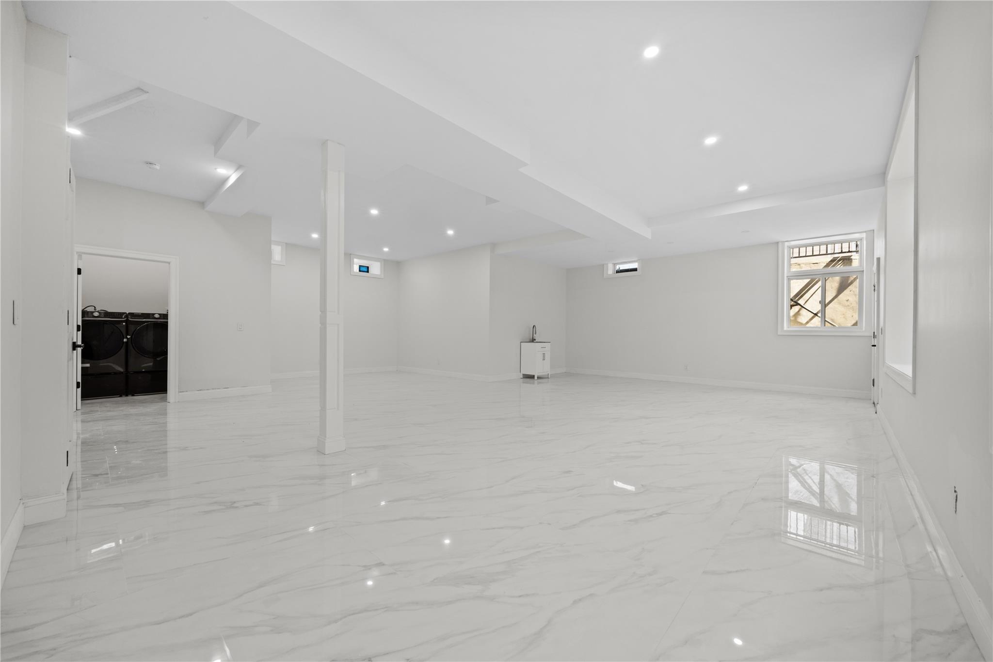 48 N Moore Street, New Hyde Park, New York image 6