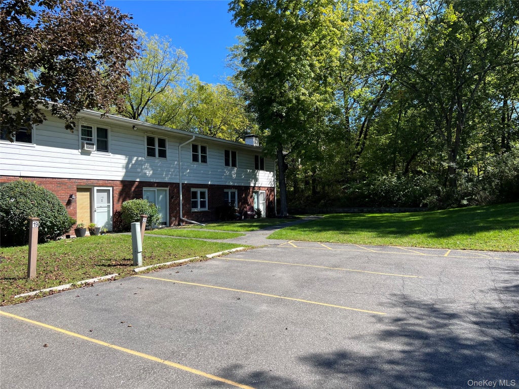 Photo of 21 Orchard Heights, New Paltz, NY 12561 (MLS # 1055125)