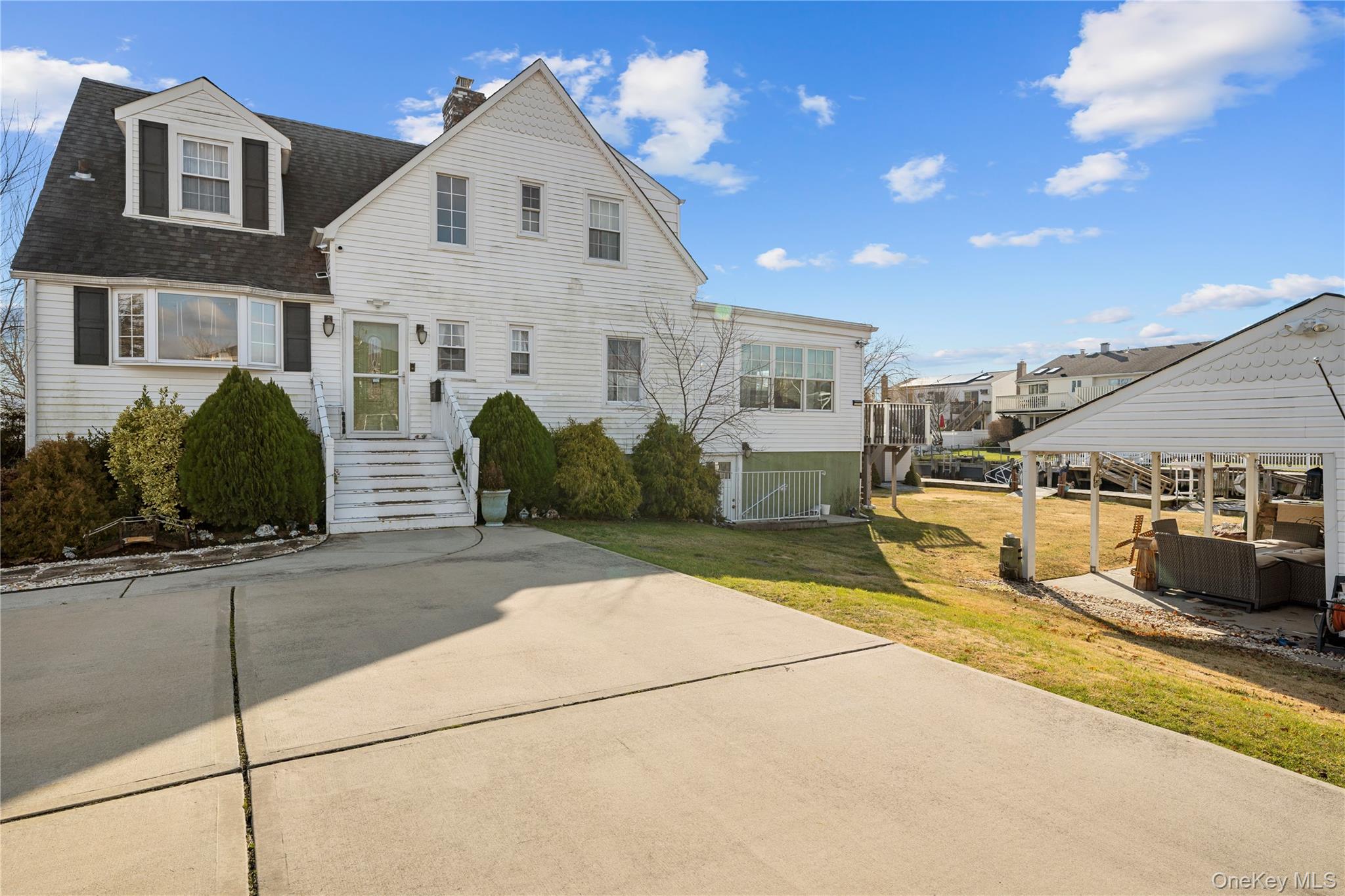 3414 Colony Drive