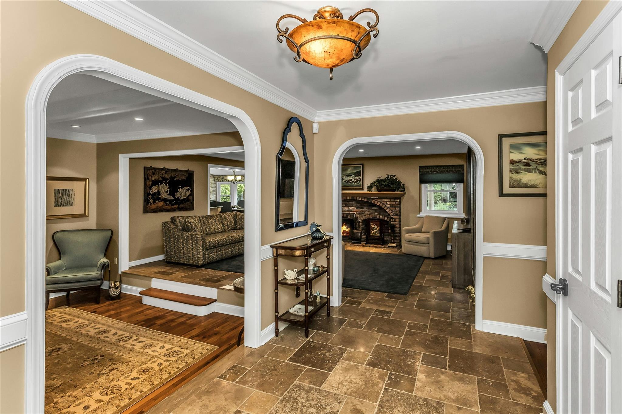 31 Stonywell Court