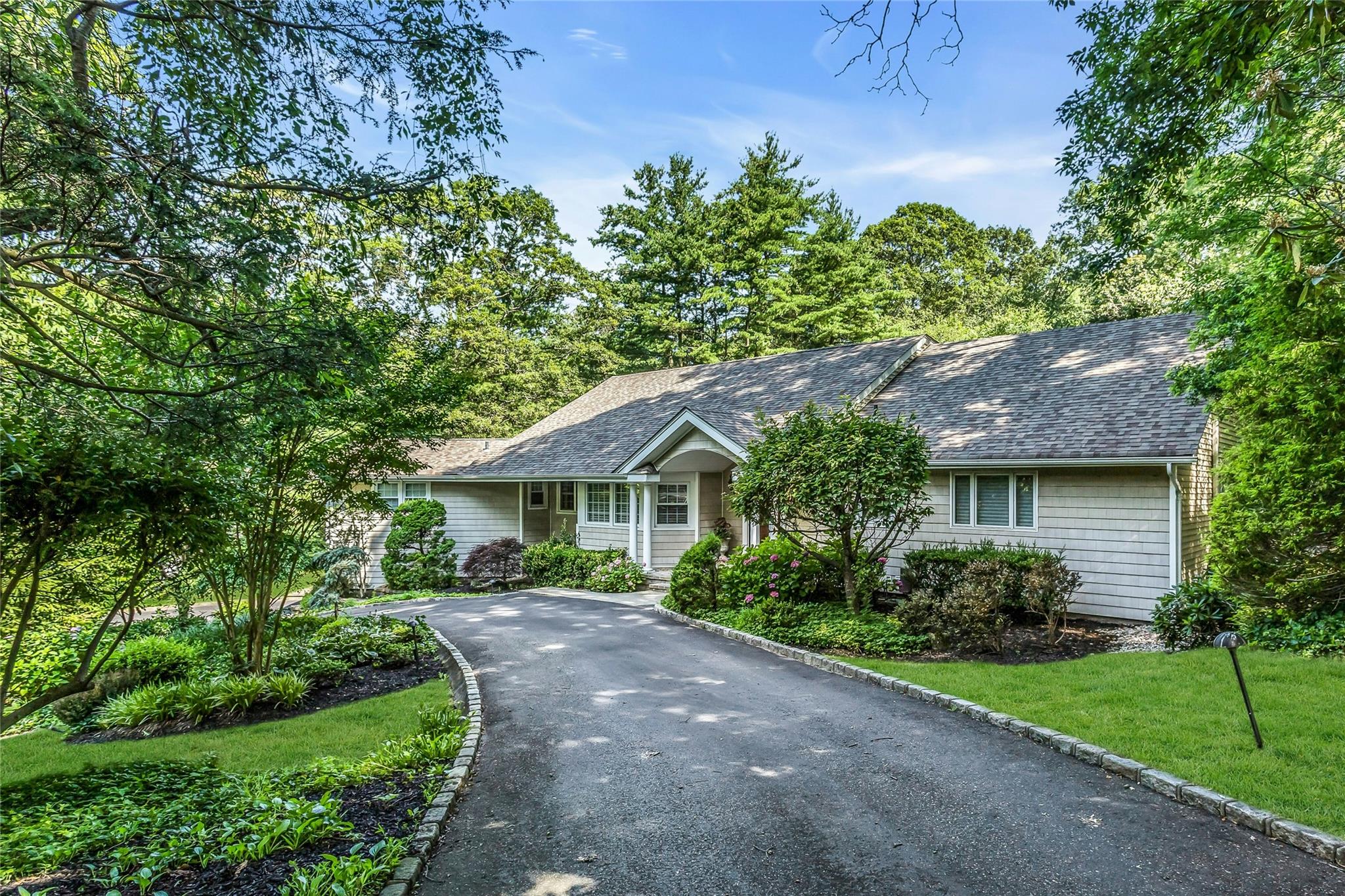31 Stonywell Court