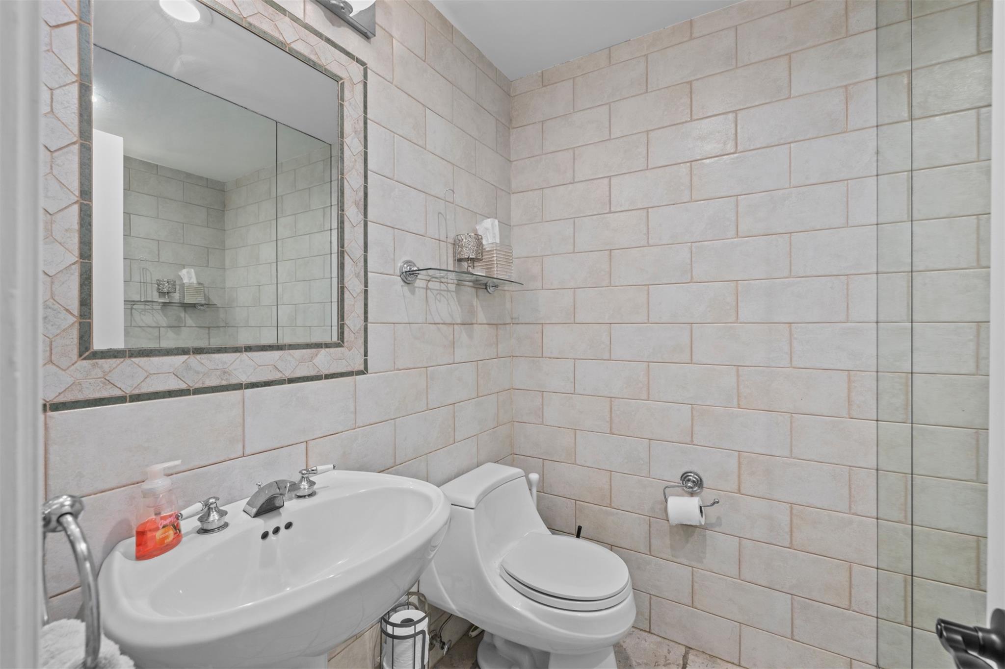 94 Stonehurst Lane, Dix Hills, New York image 19