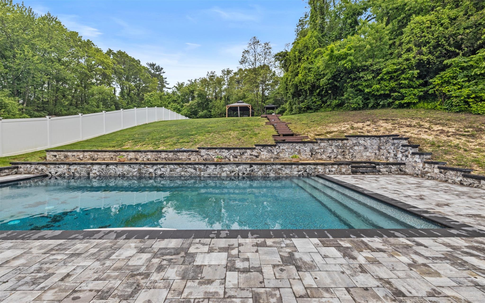 94 Stonehurst Lane, Dix Hills, New York image 34