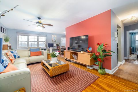 15115 84 Street 5D Howard Beach NY 11414