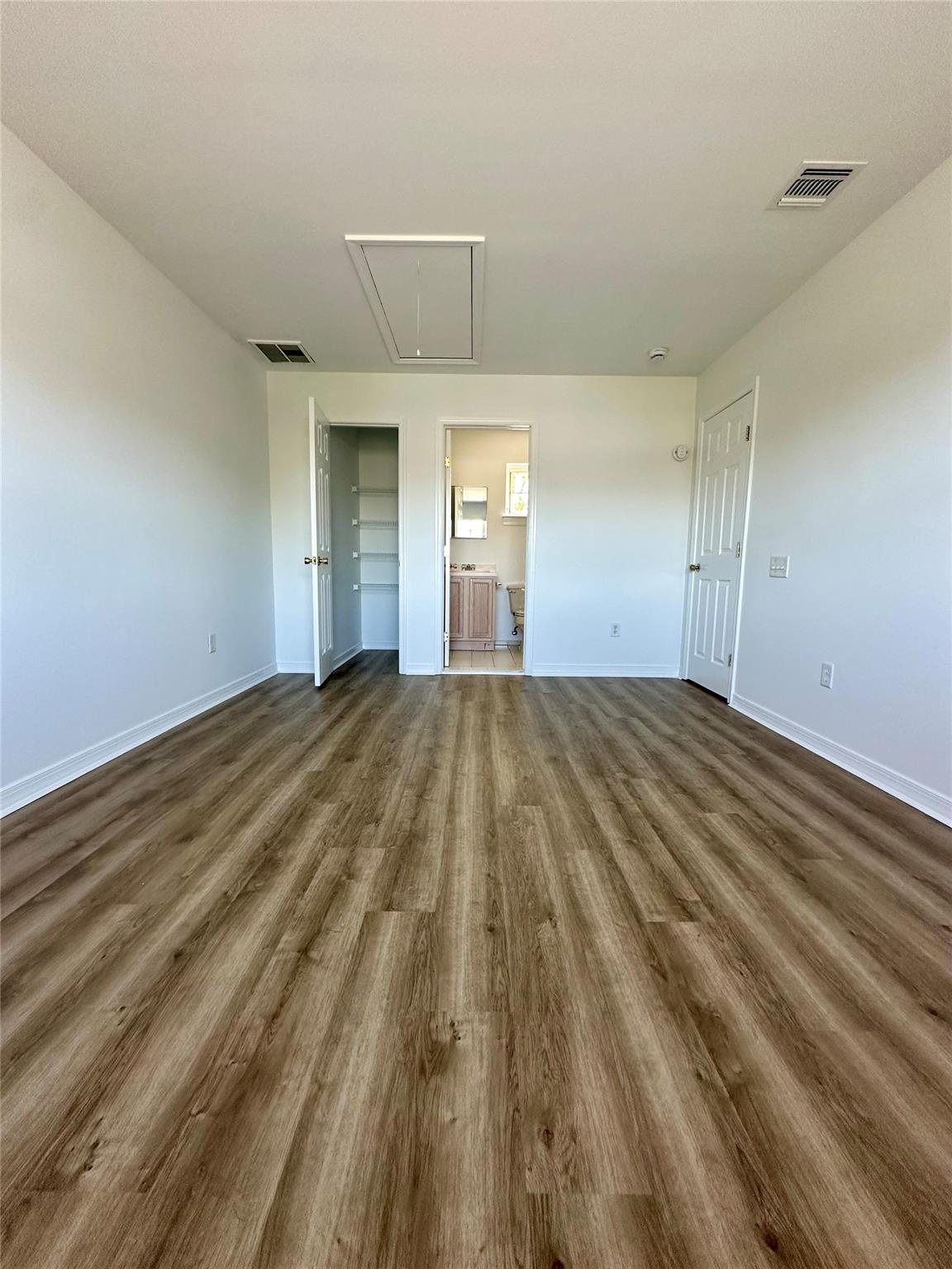 1403 Pebble Beach Path, Riverhead, New York image 24