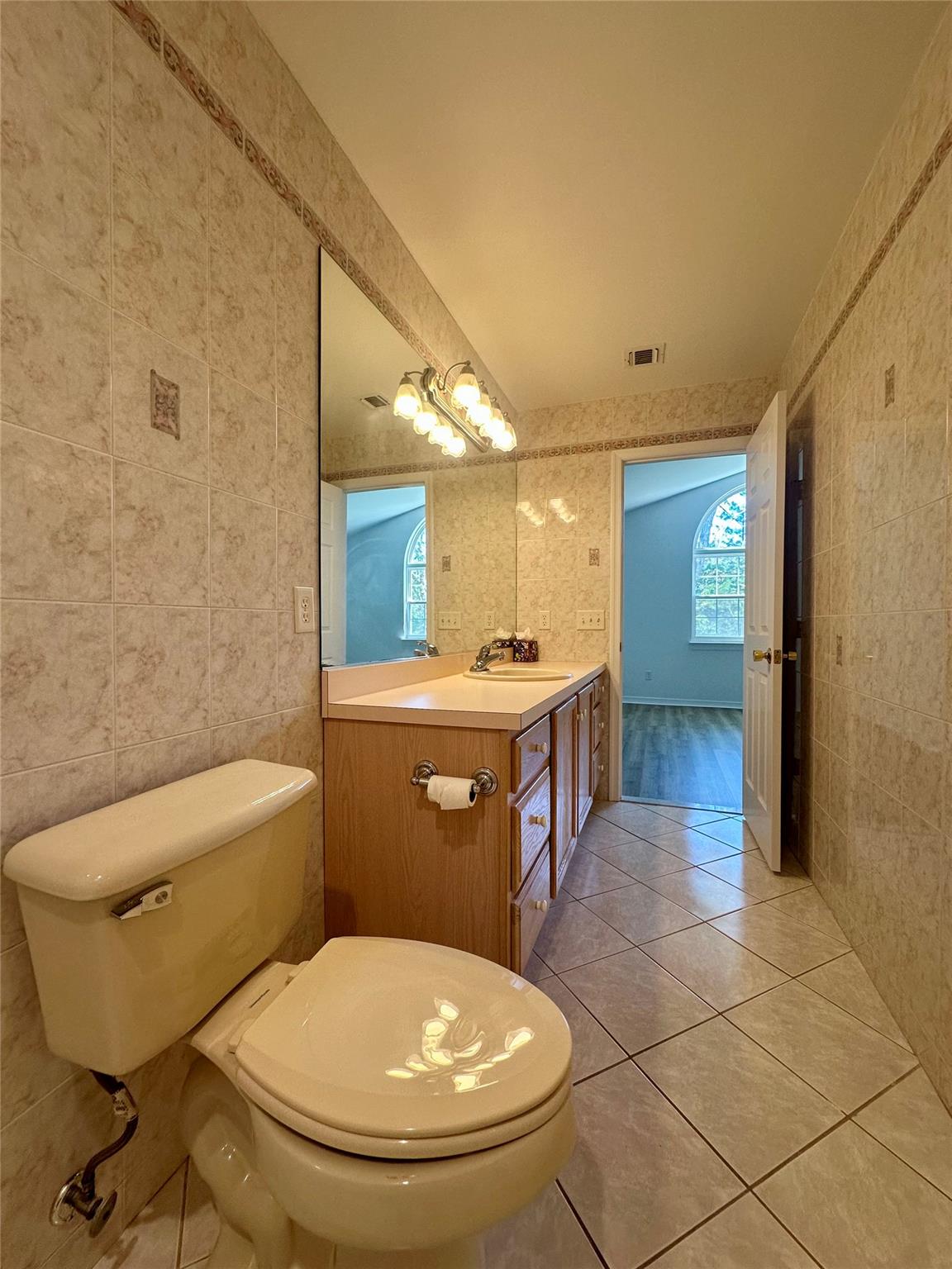 1403 Pebble Beach Path, Riverhead, New York image 21