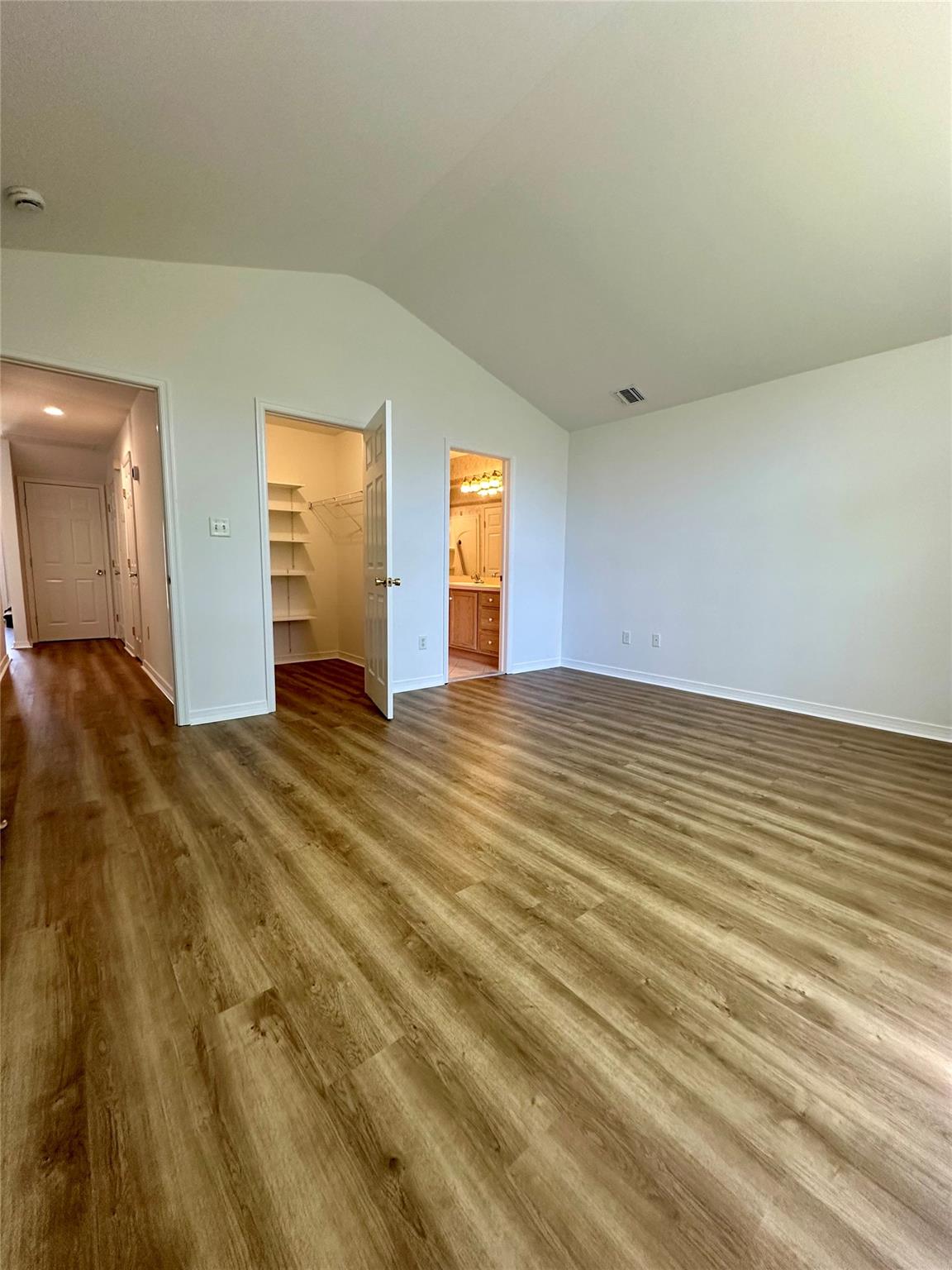 1403 Pebble Beach Path, Riverhead, New York image 18