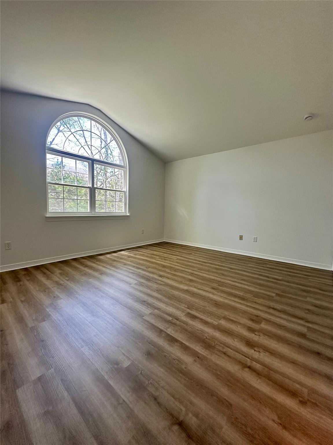 1403 Pebble Beach Path, Riverhead, New York image 17