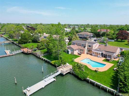 996 WATEREDGE PL, HEWLETT, NY 11557 - Image d1263d0ac7e1e0e1d2d10dd46b85e0e1/2797326073