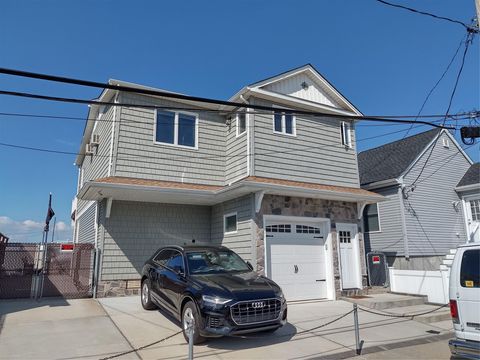 10 James Street S, East Rockaway, NY 11518 - MLS#: 895923