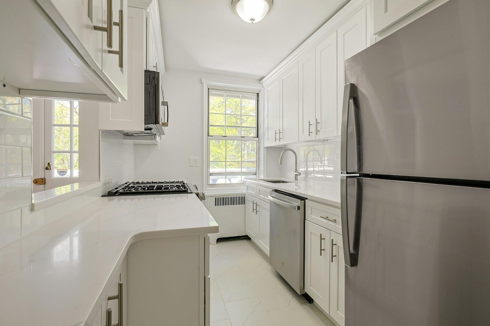 64 Pinewood Road #3D, Hartsdale, New York image 13