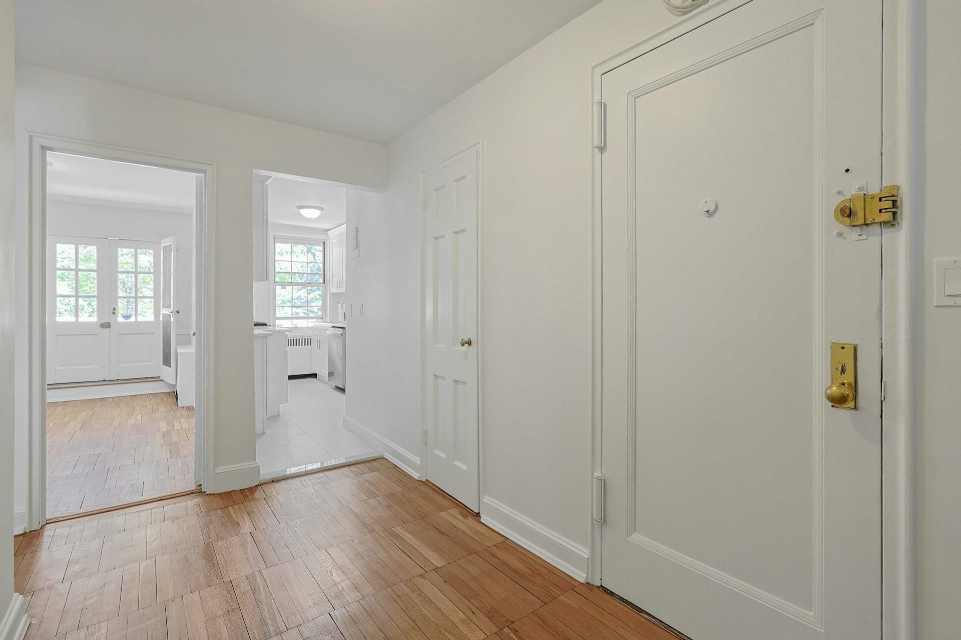 64 Pinewood Road #3D, Hartsdale, New York image 5