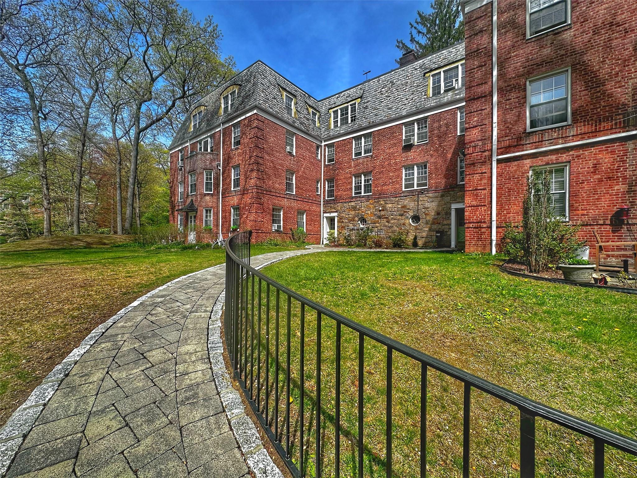 64 Pinewood Road #3D, Hartsdale, New York image 26
