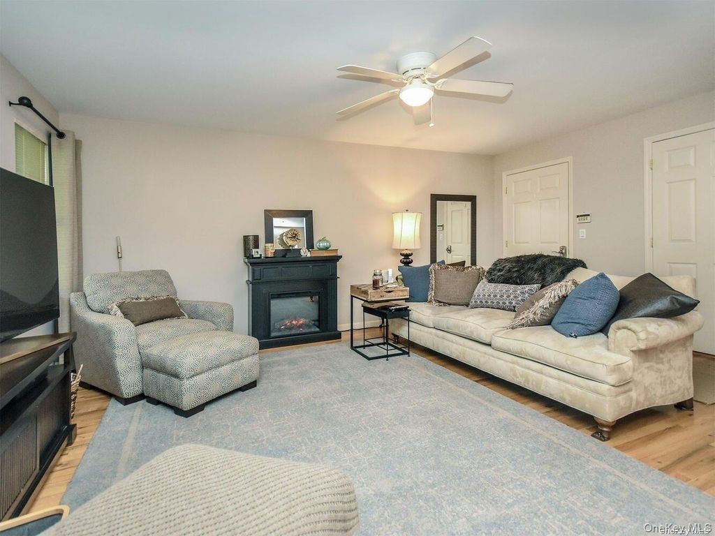 Photo of 3 Ale Court, Centerport, NY 11721 (MLS # 964087)