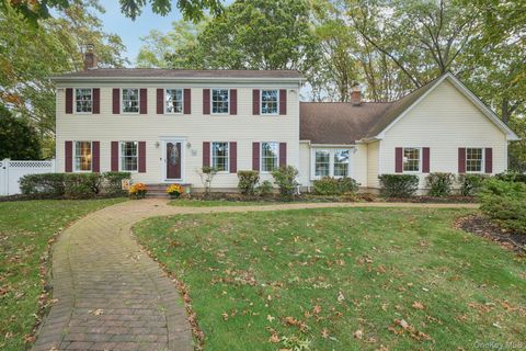 Photo of 17 Sunwood Drive, Miller Place, NY 11764 (MLS # 927963)