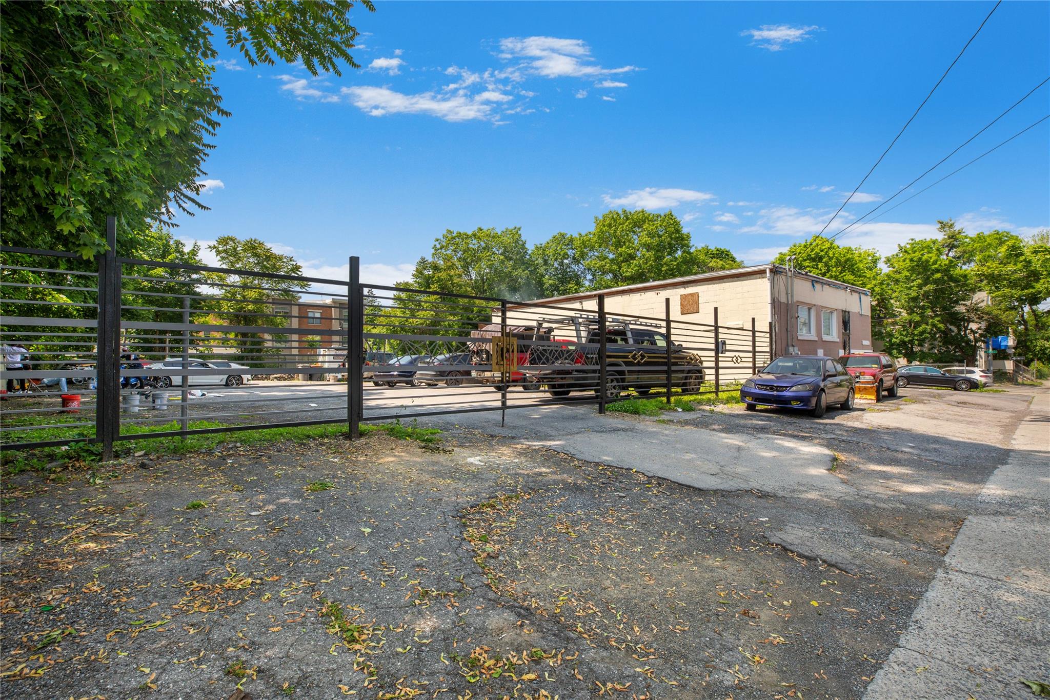 15 N White Street