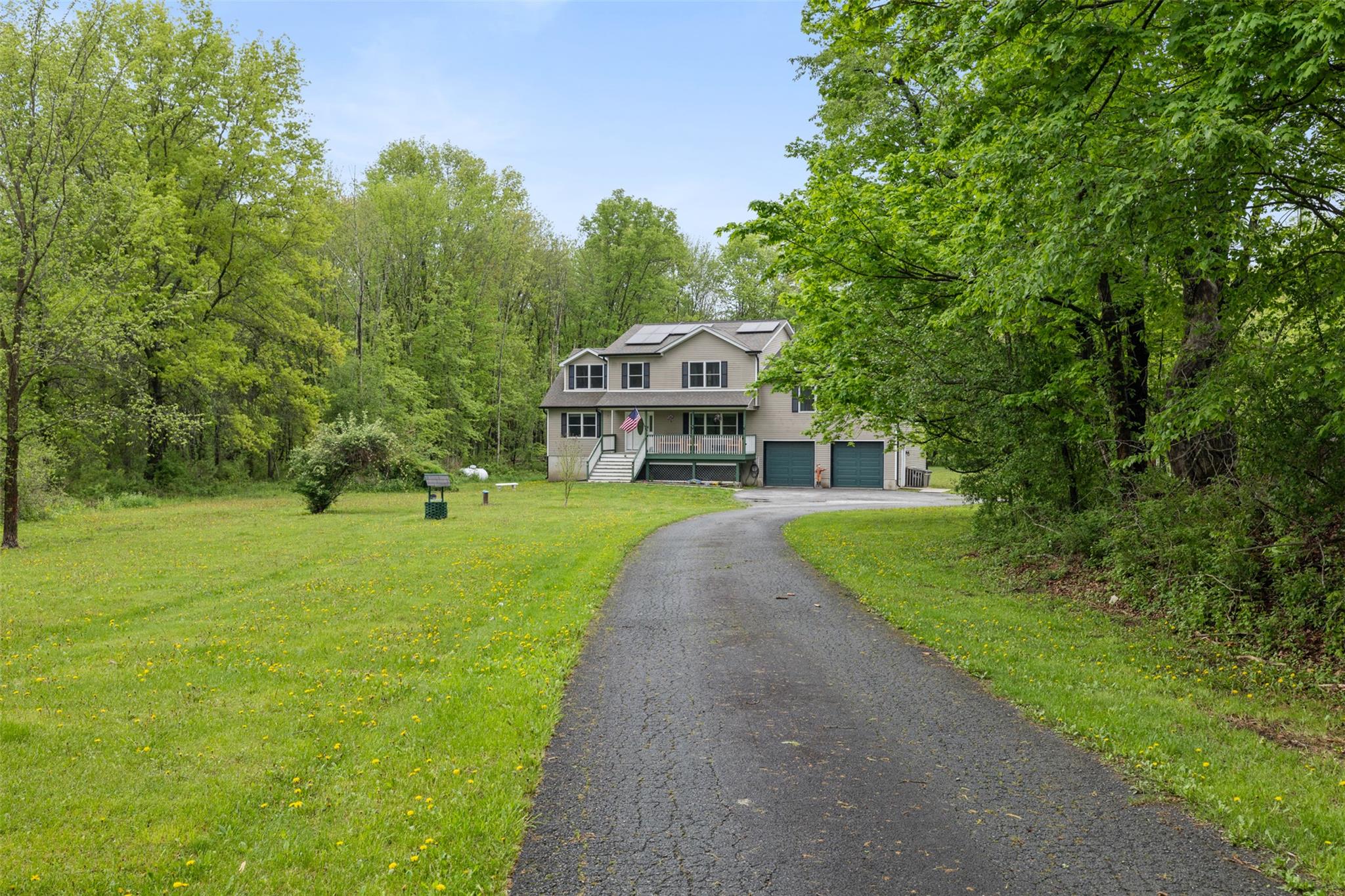 County Route 22, Middletown, New York - 4 Bedrooms  
5 Bathrooms  
10 Rooms - 