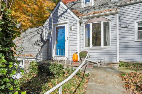 Photo of 250 Red Mill Road, Cortlandt Manor, NY 10567 (MLS # 1066472)