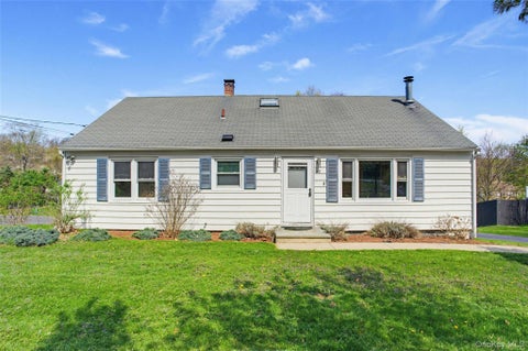 Homes For Sale - 48 Quaker Hill Road<br/> Monroe, NY 10950