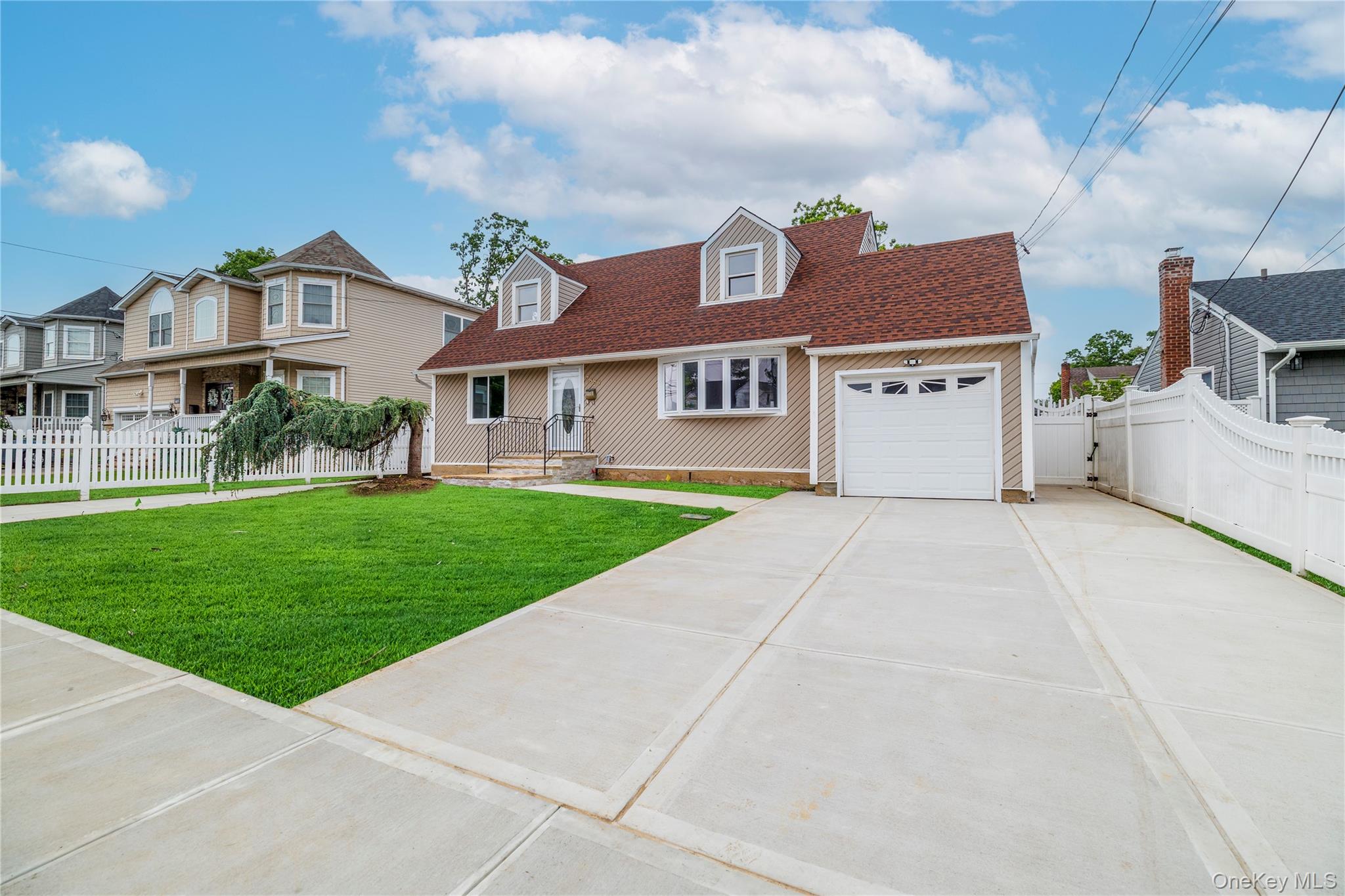 3883 Franklin Avenue